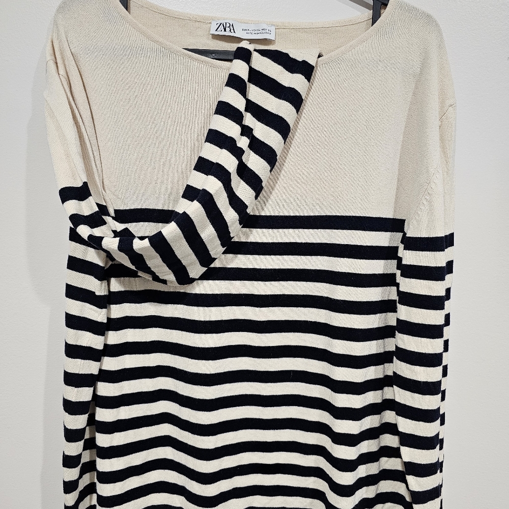 Zara Pullover Sweater Size XL super soft